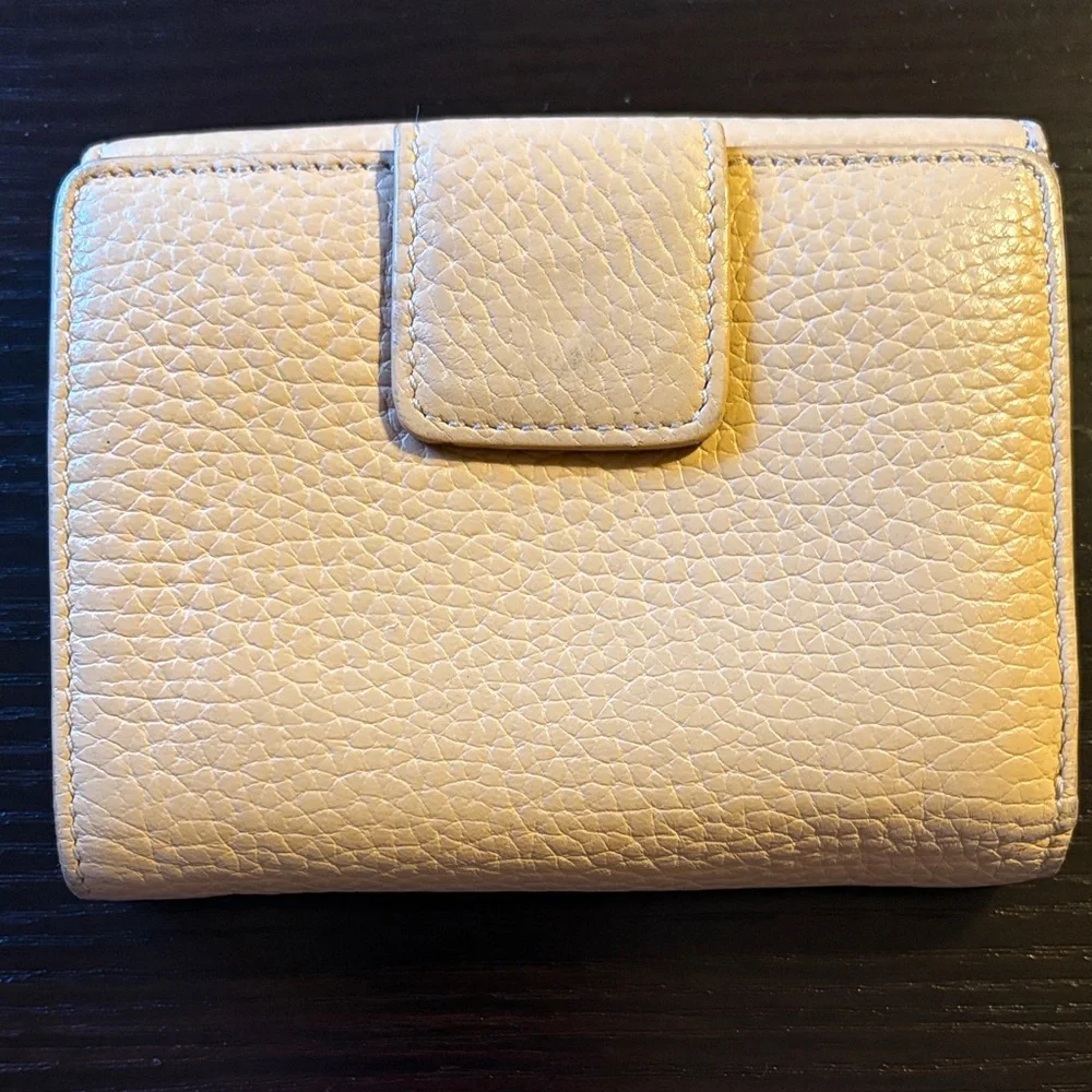 Kate Spade Light Tan Pebbled Leather Wallet Basic Travel‎ Casual - Picture 7 of 10